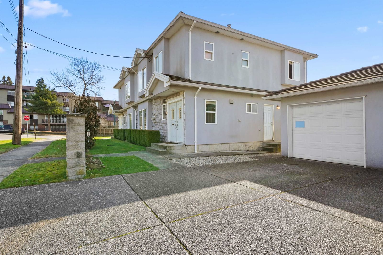 Listing Image 16