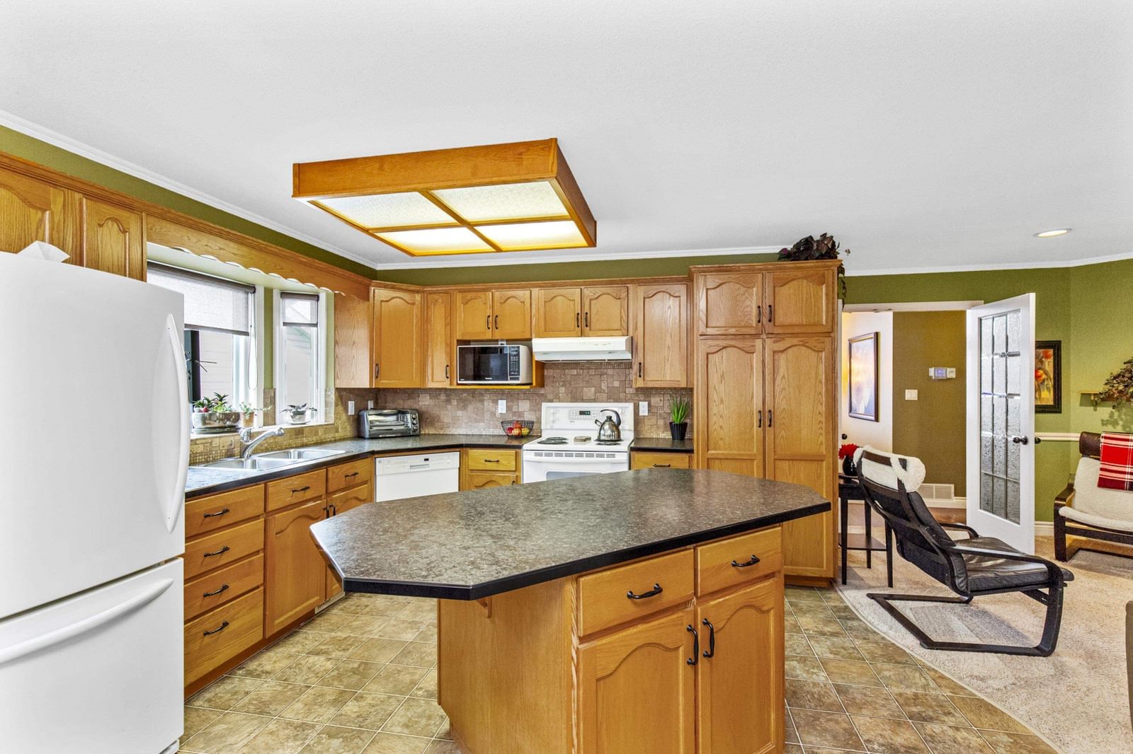 Listing Image 13