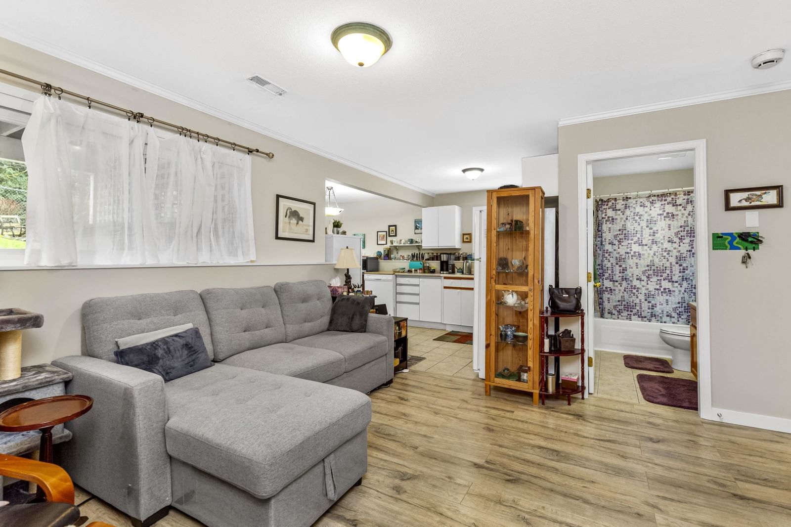 Listing Image 21