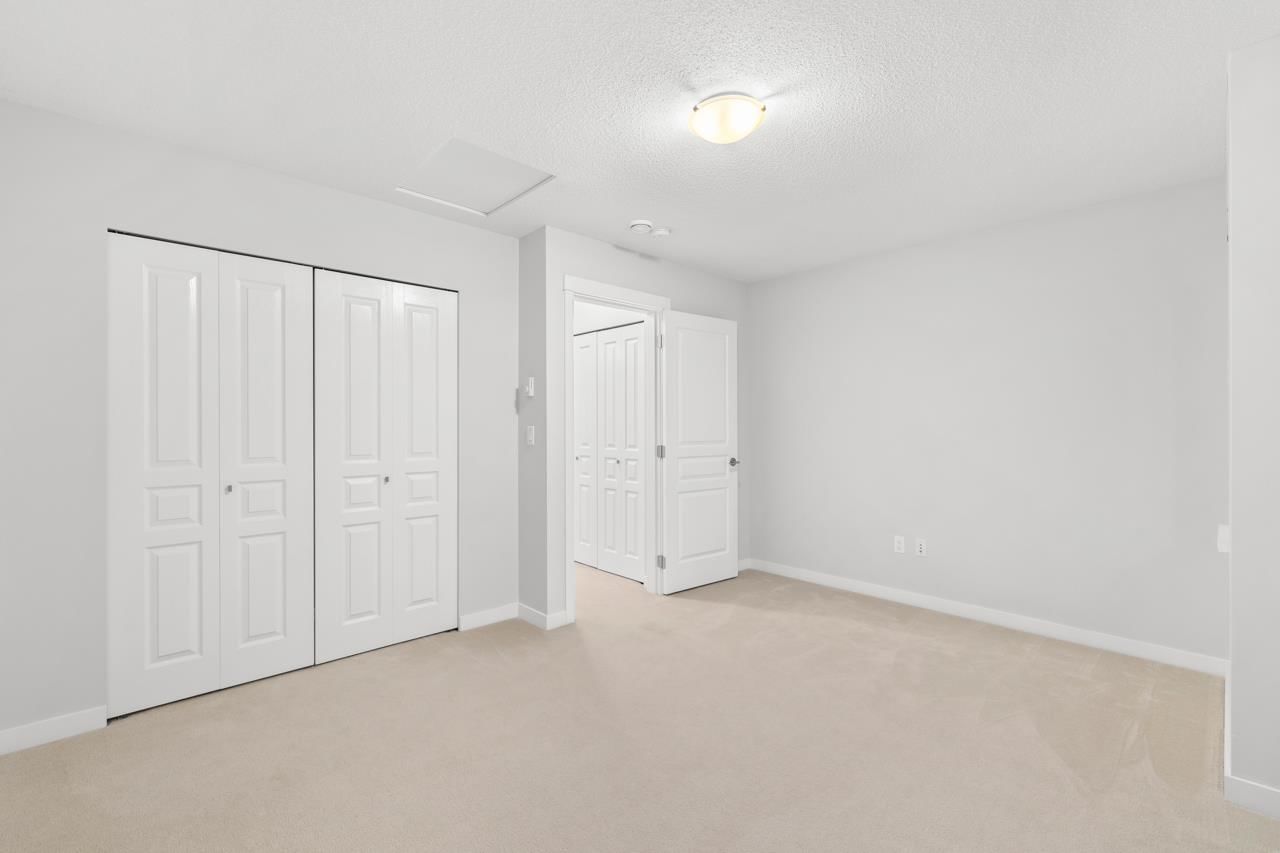 Listing Image 30
