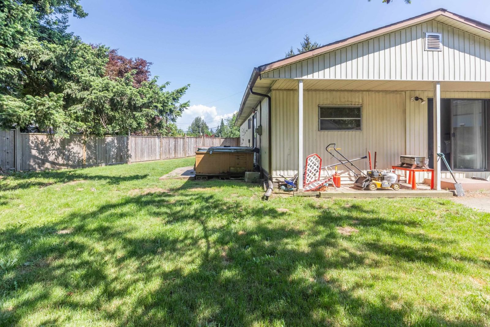 Listing Image 18