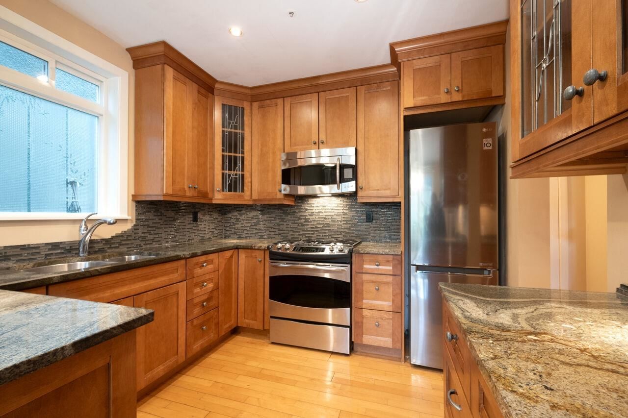 Listing Image 14