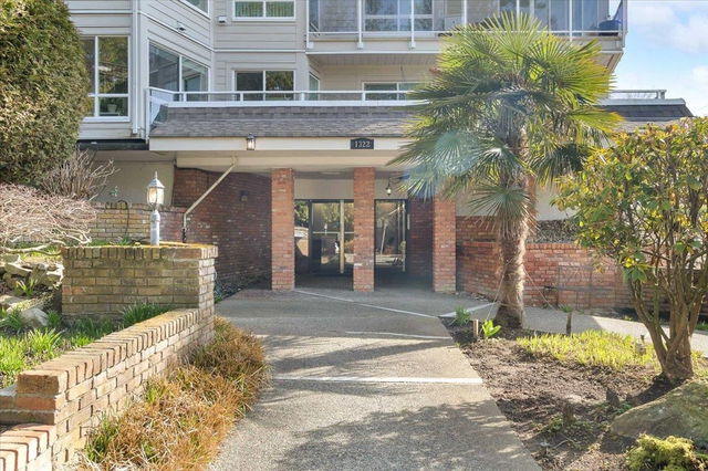 302 - 1322 Martin Street