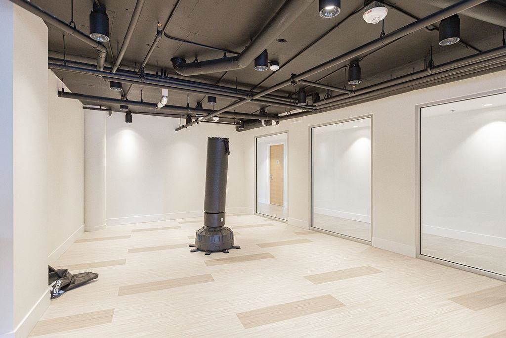 Listing Image 23