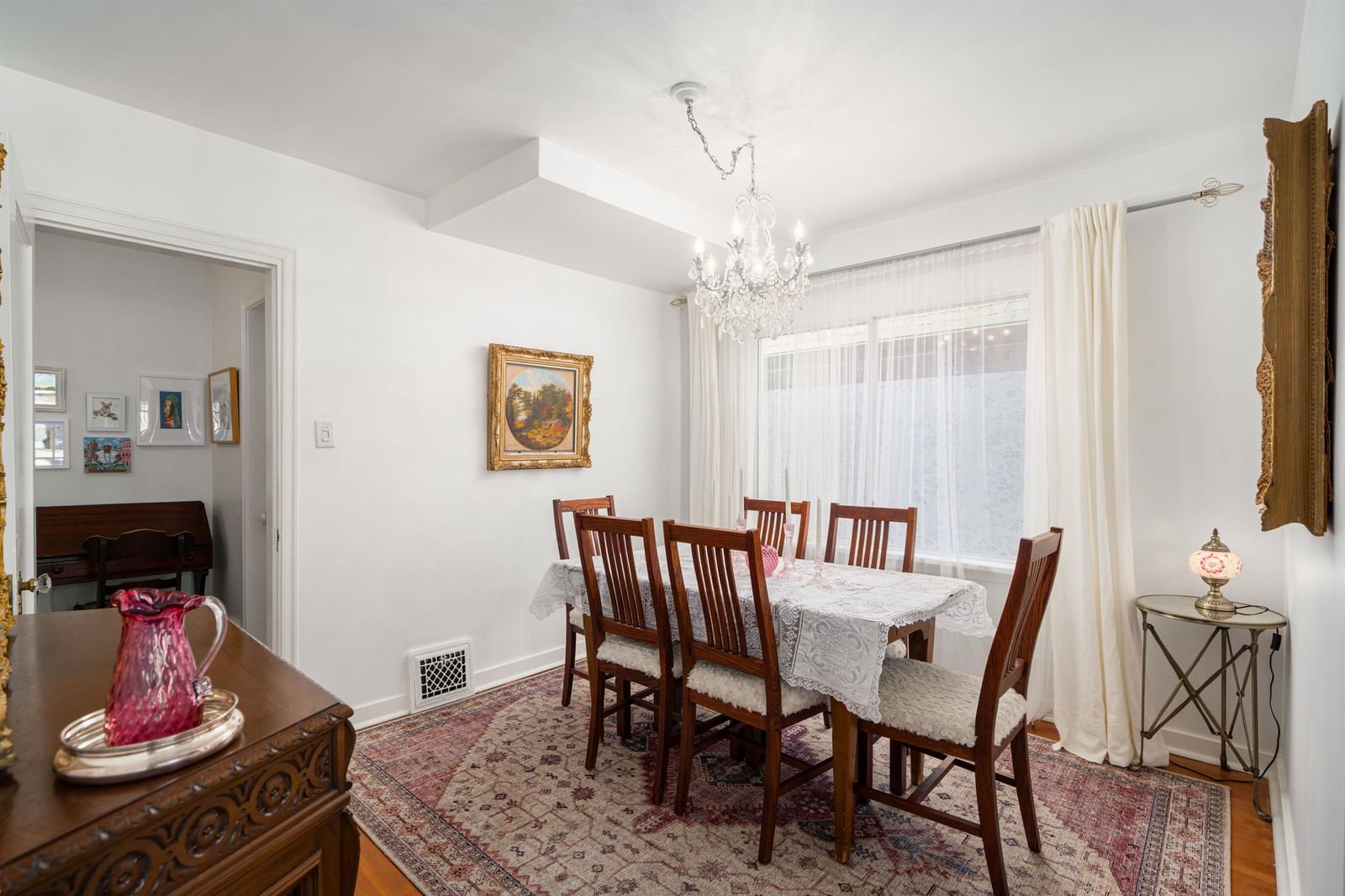 Listing Image 15
