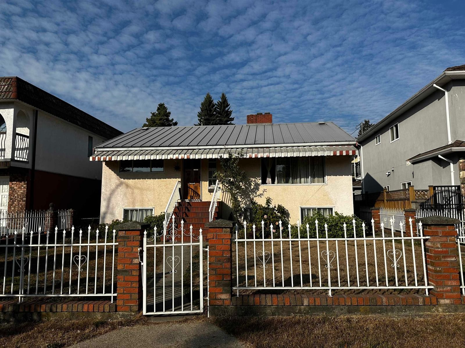 Listing Image 1