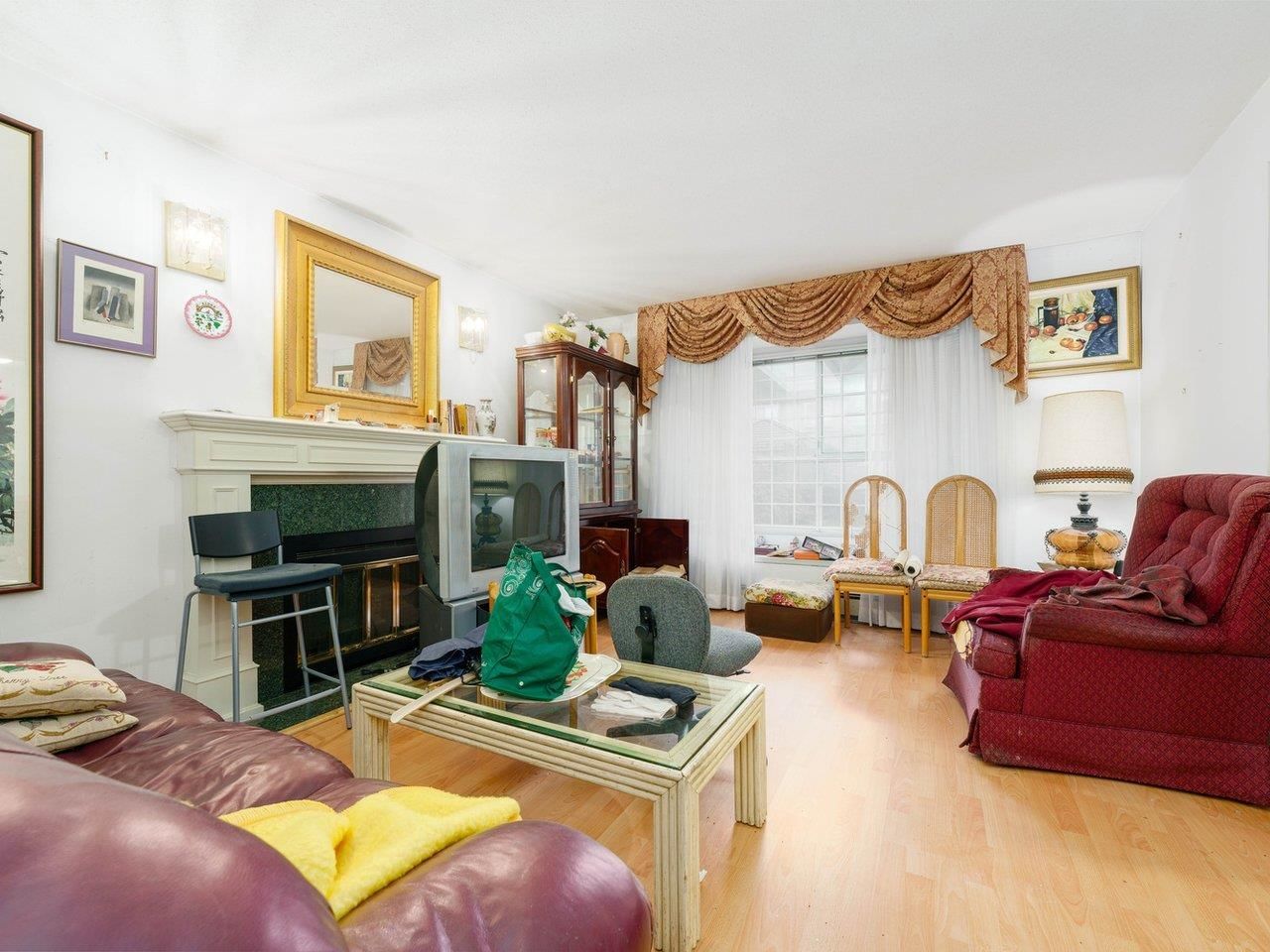 Listing Image 9