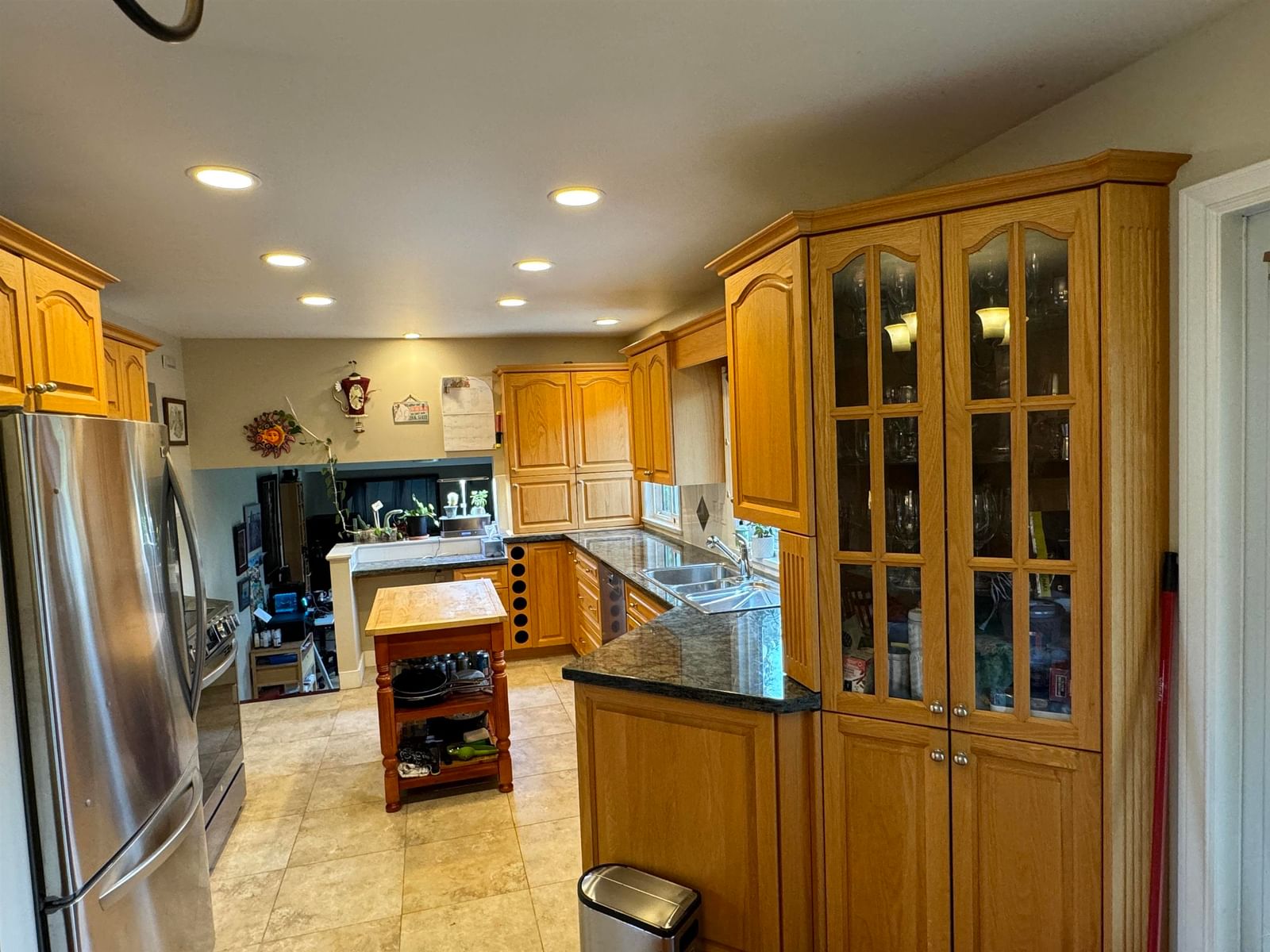 Listing Image 8