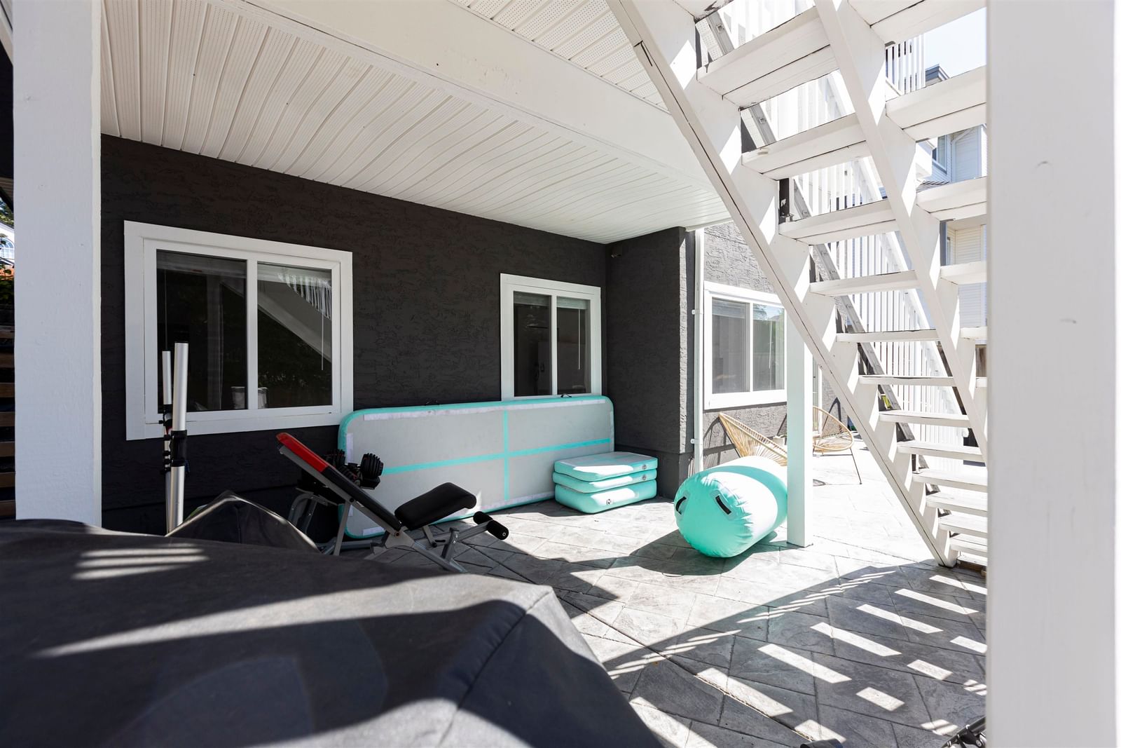 Listing Image 9
