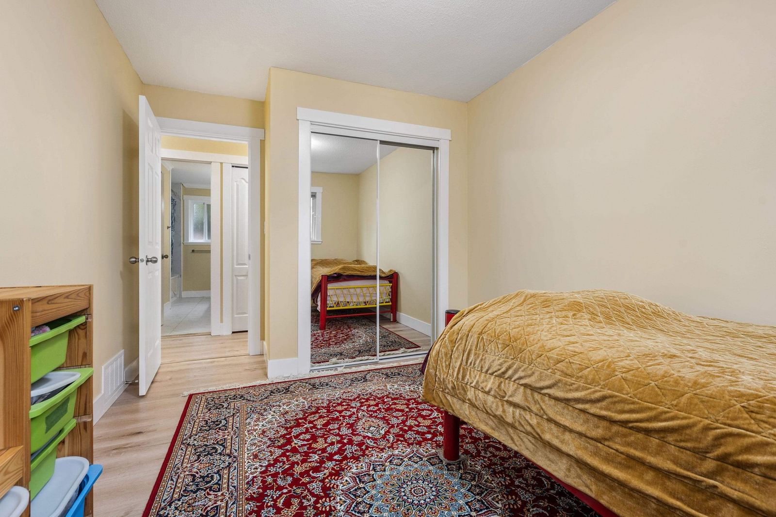 Listing Image 22
