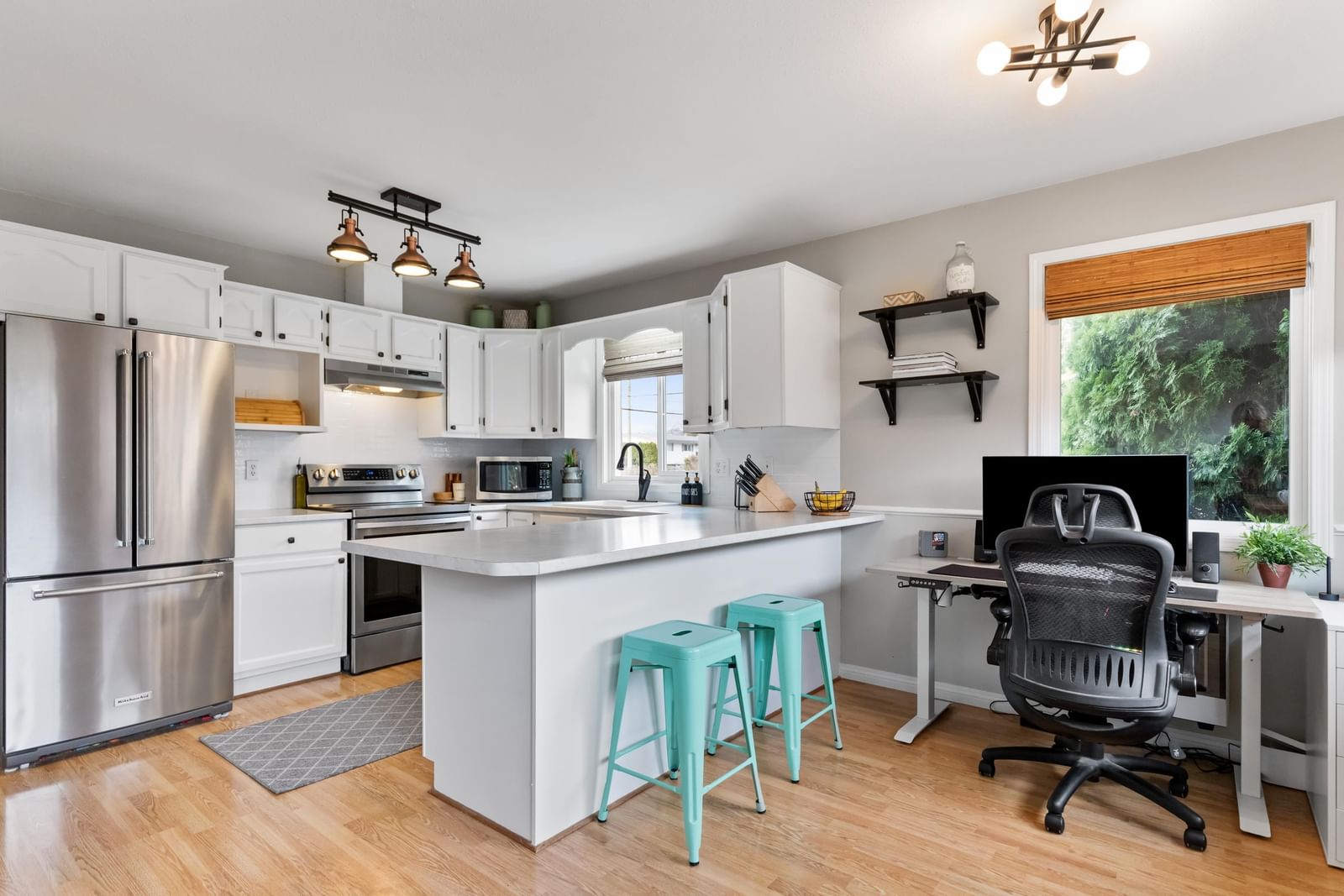 Listing Image 15