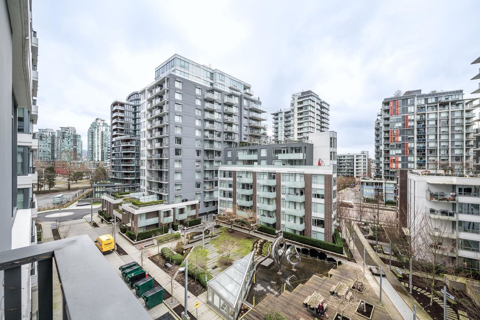 Listing Image 6