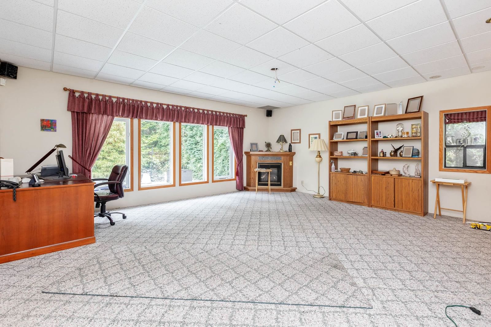 Listing Image 16