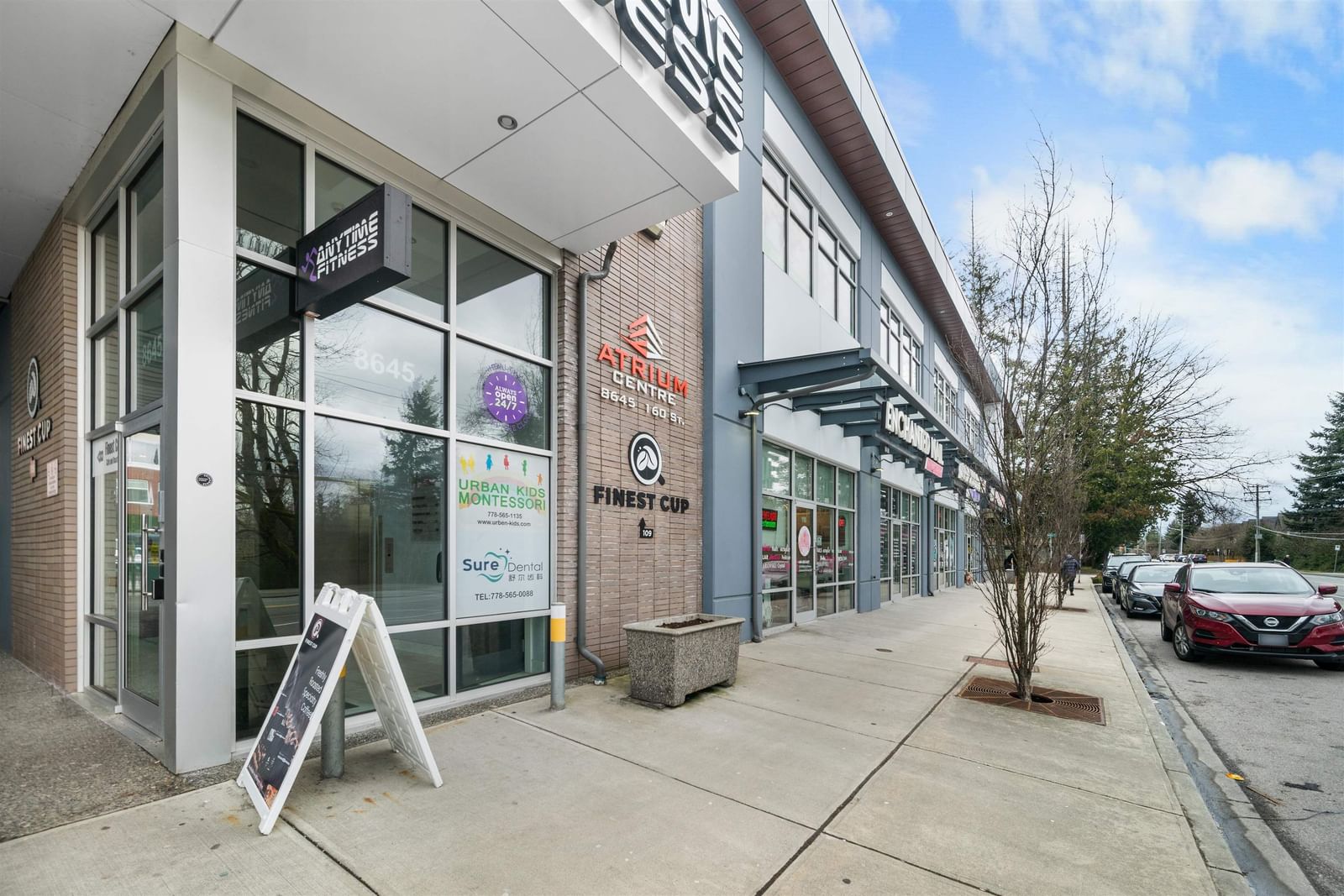 Listing Image 4