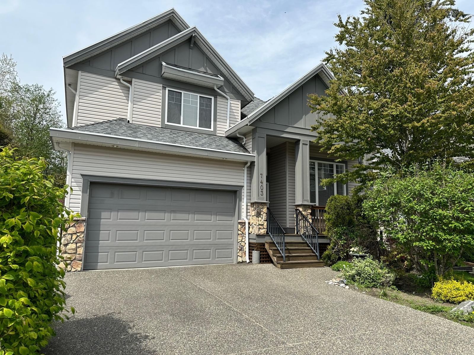 Listing Image 1