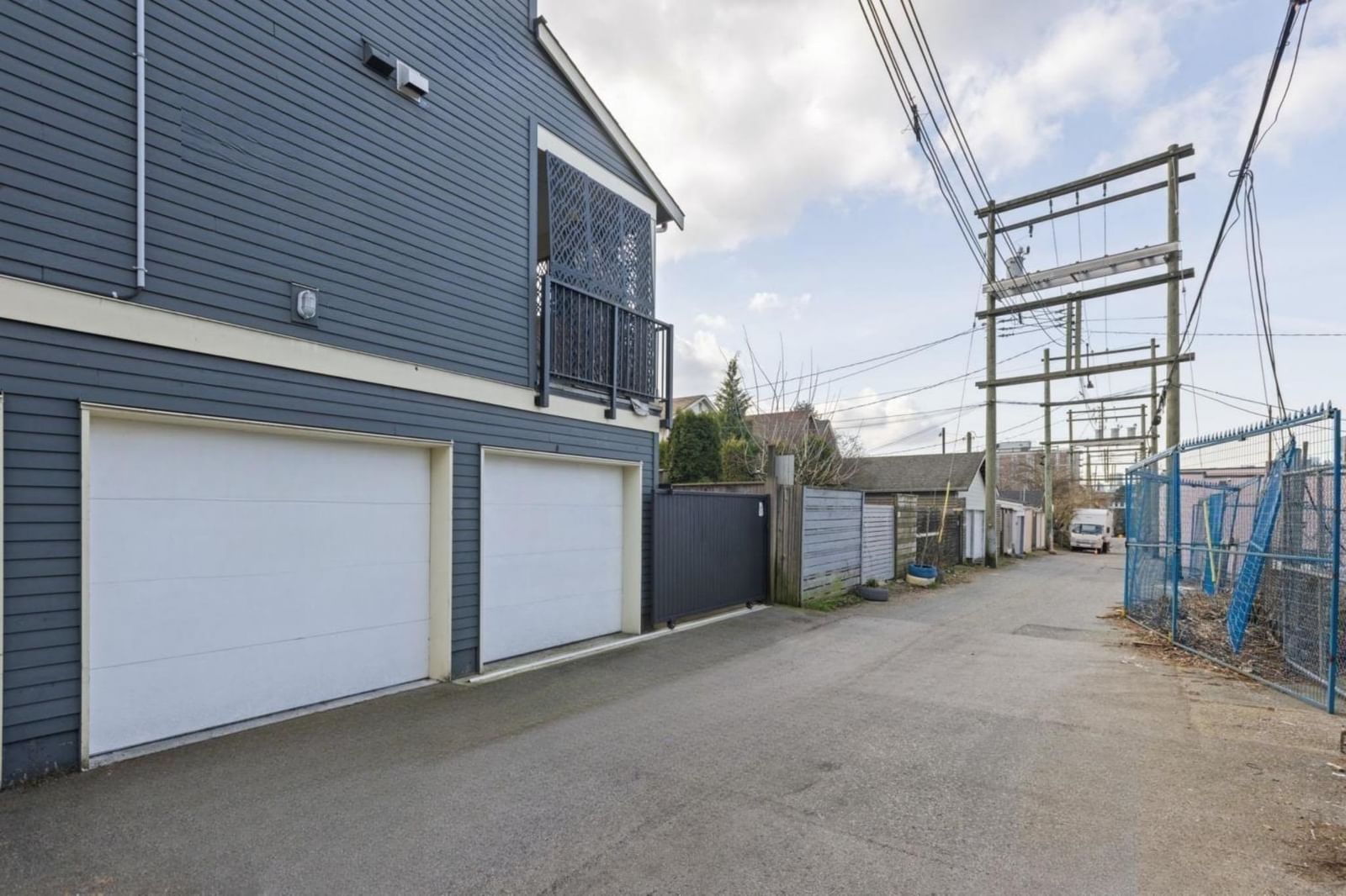 Listing Image 23