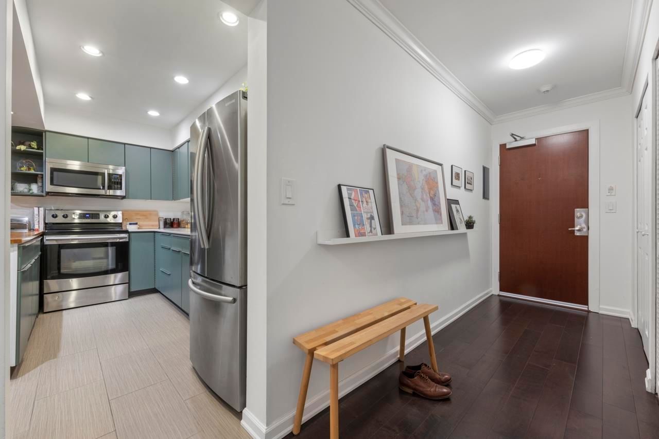 Listing Image 15