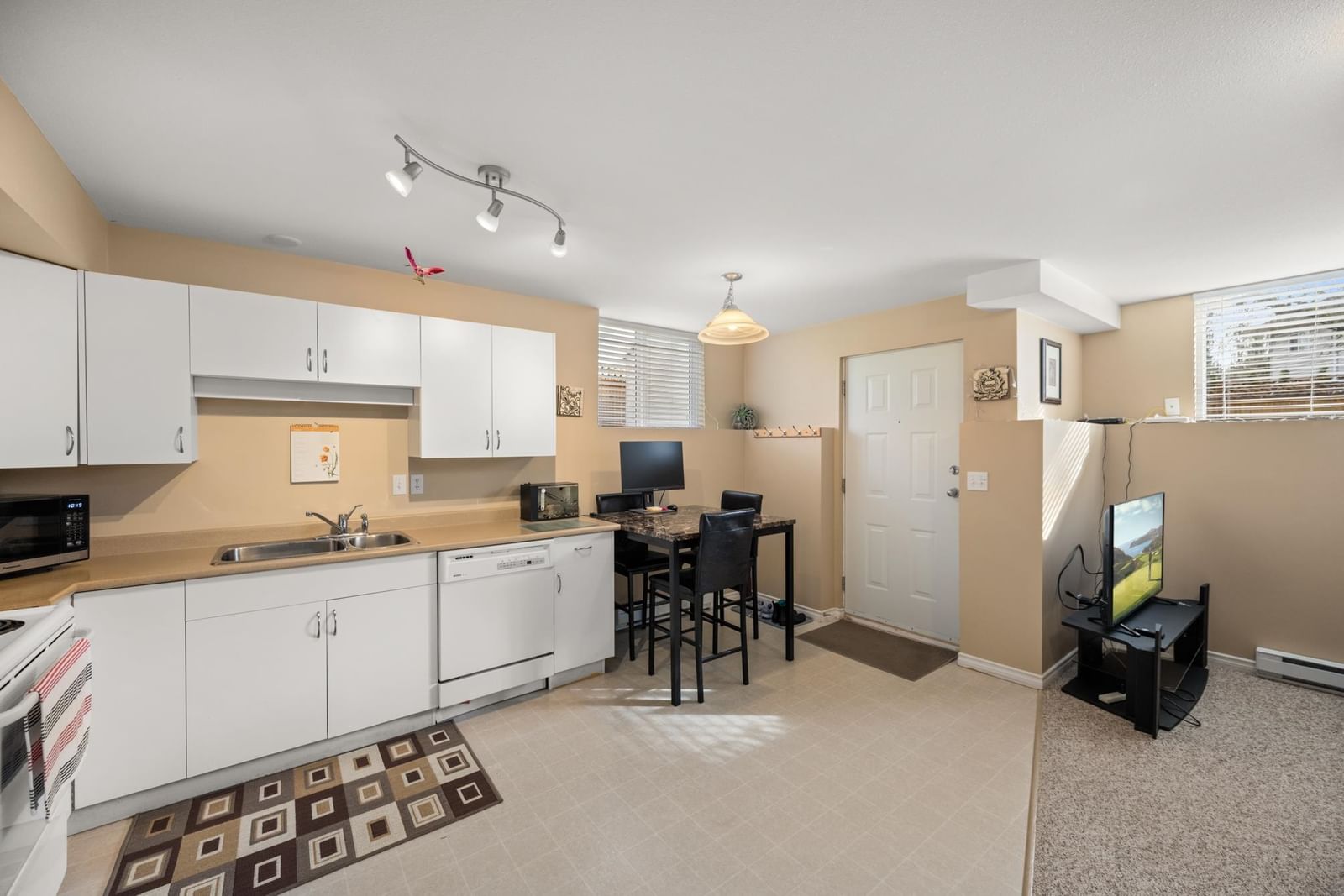 Listing Image 30