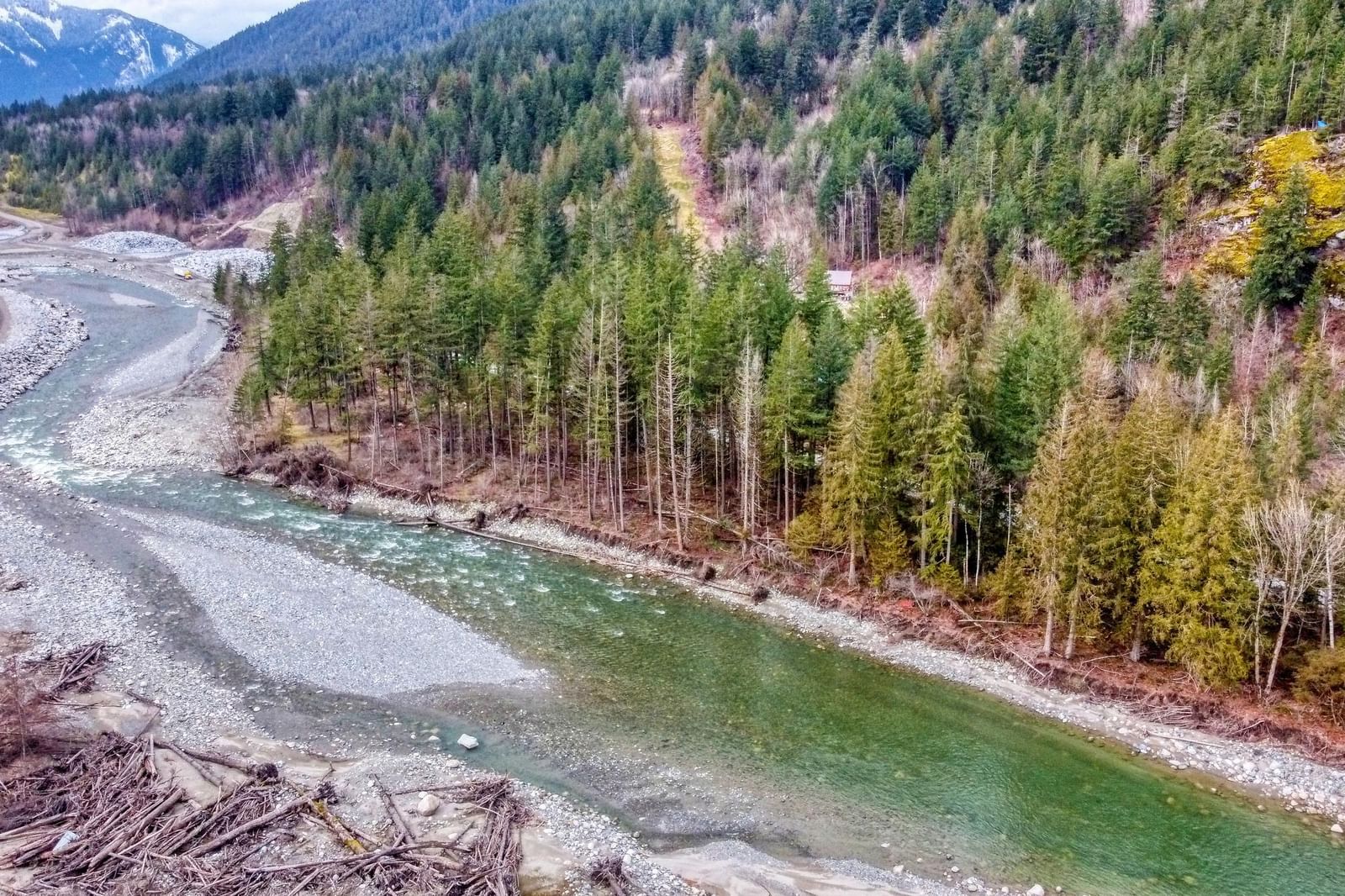 Listing Image 5