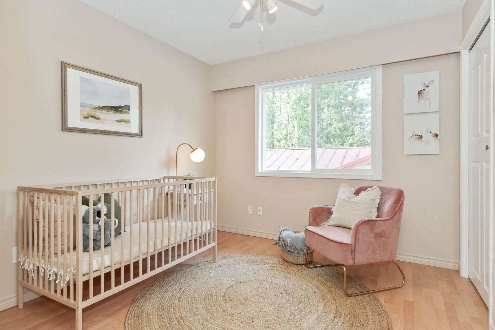 Listing Image 16