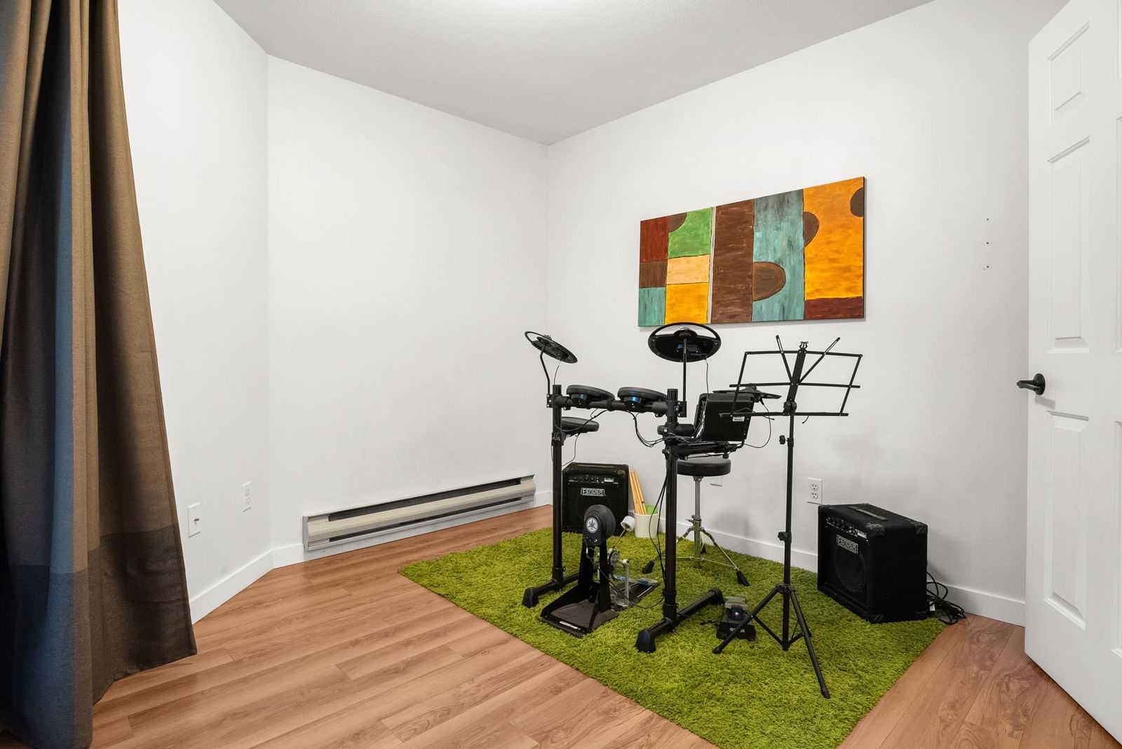 Listing Image 32