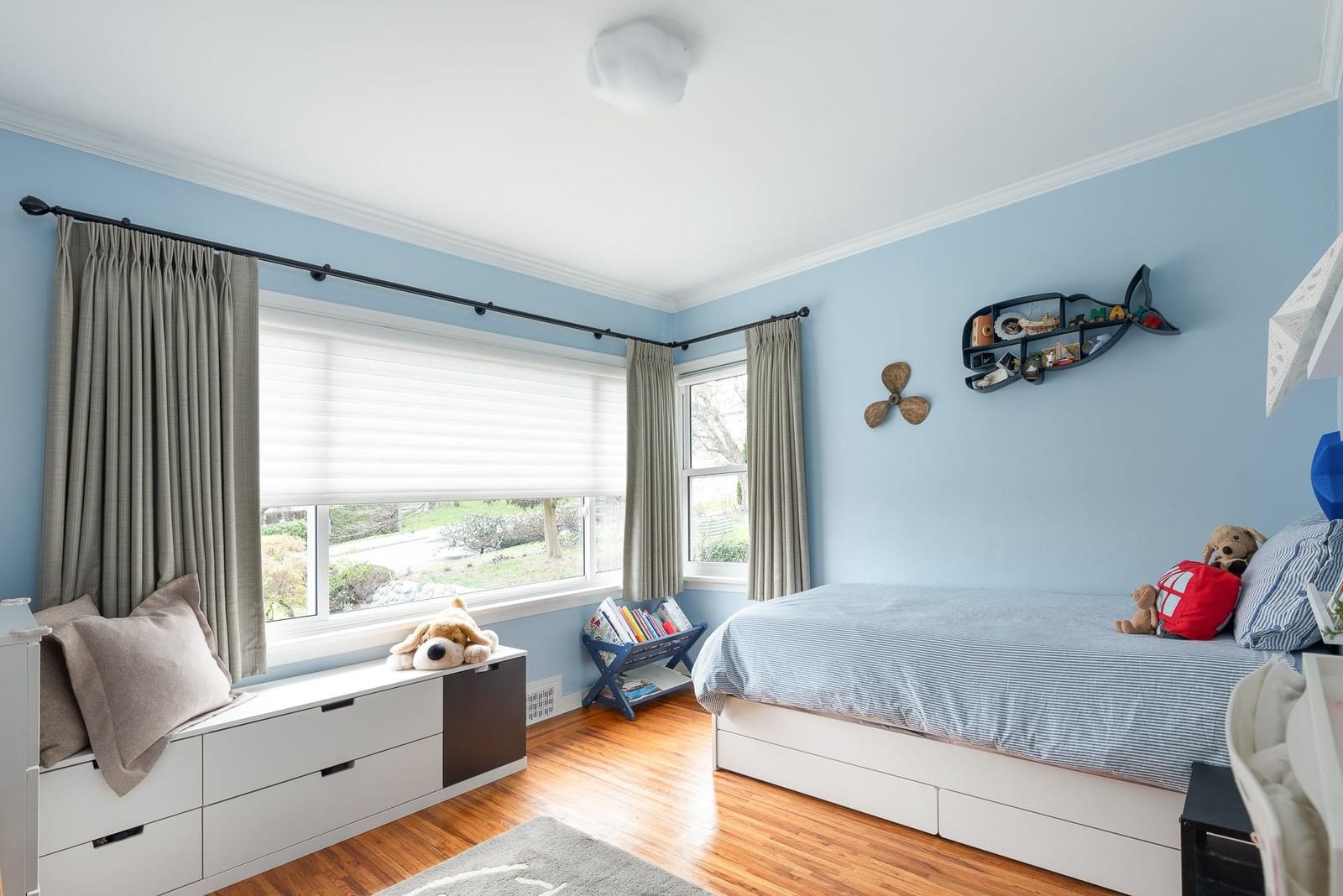 Listing Image 16