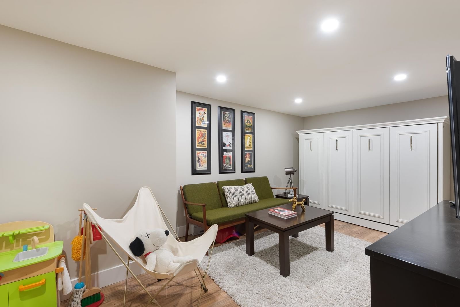 Listing Image 21
