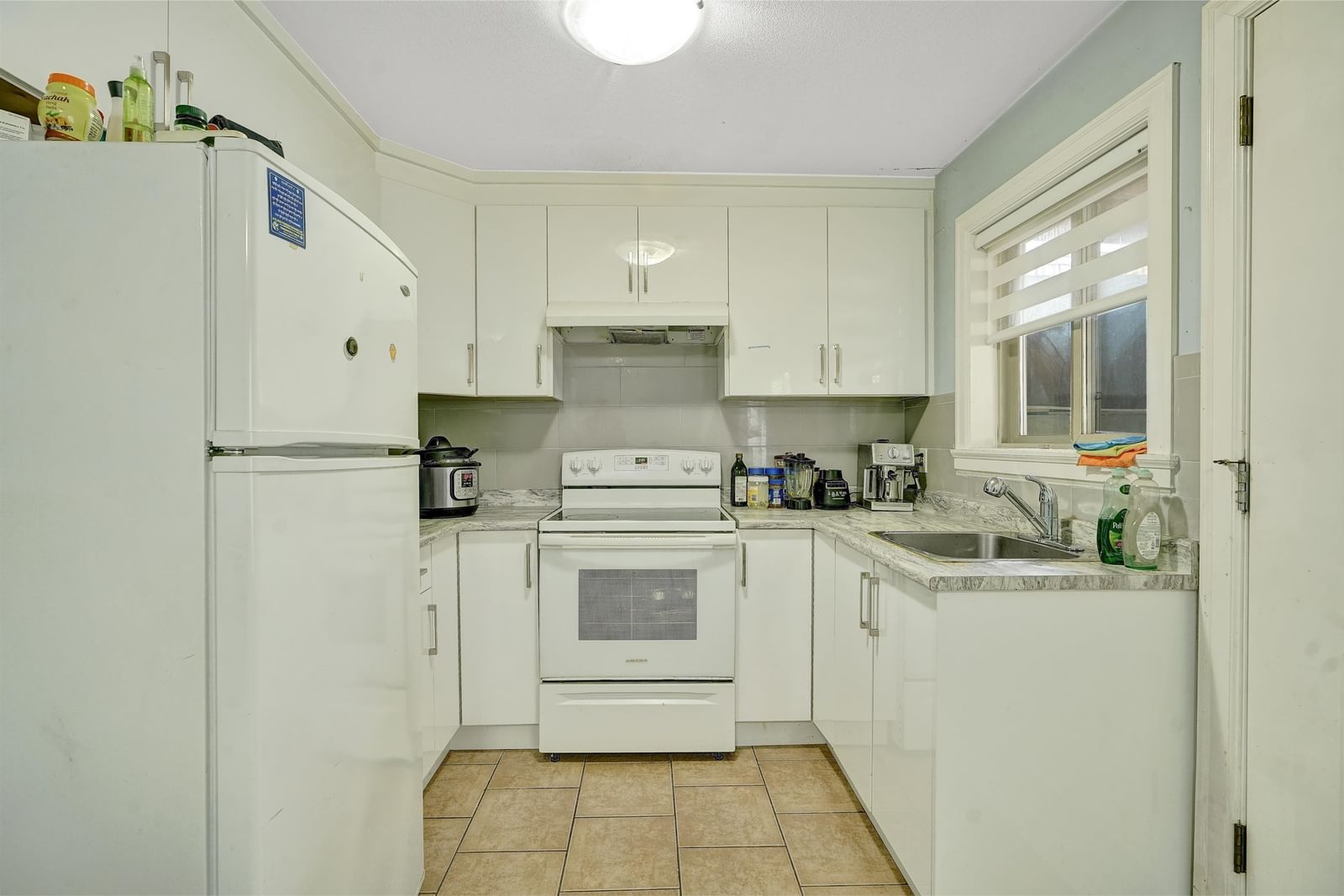 Listing Image 37