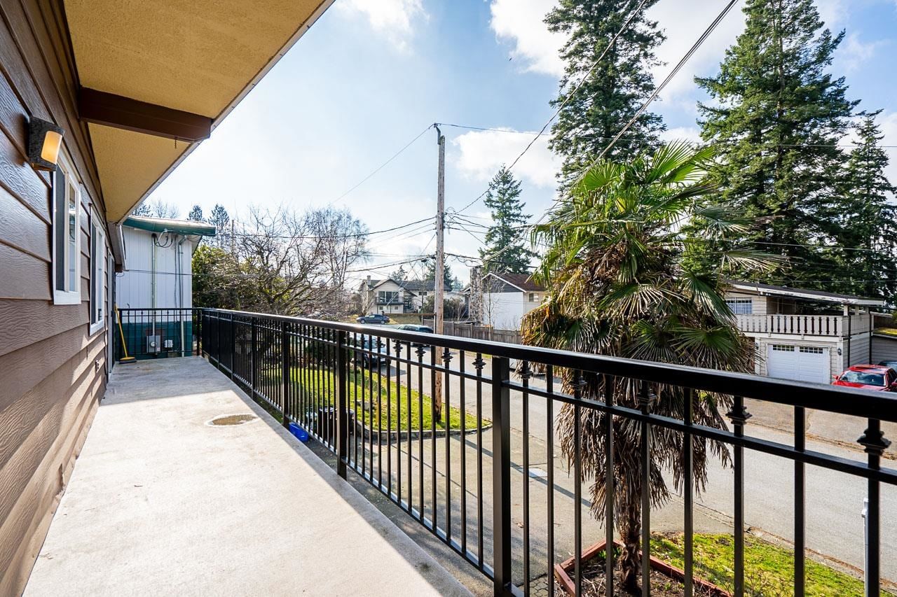 Listing Image 17