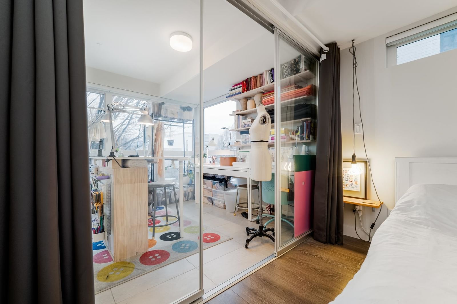 Listing Image 11