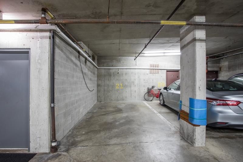 Listing Image 38