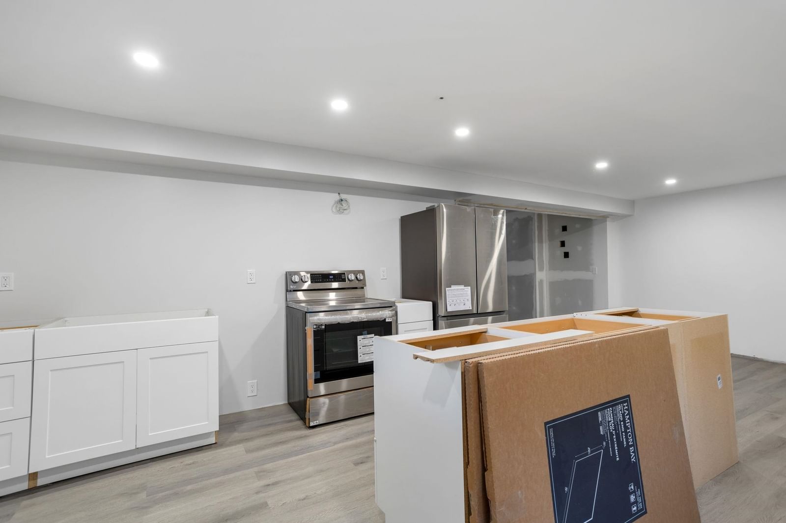 Listing Image 22