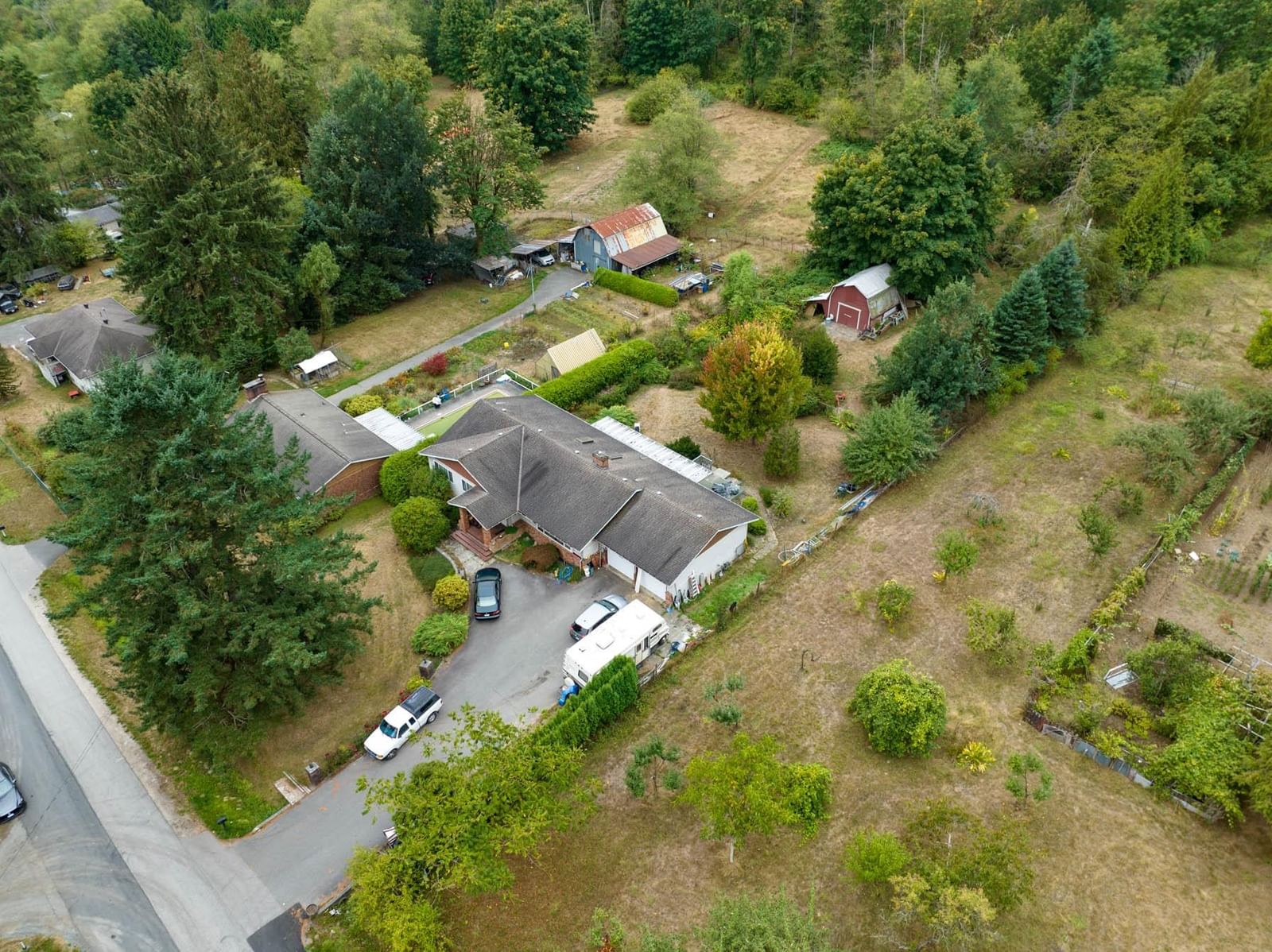 Listing Image 11