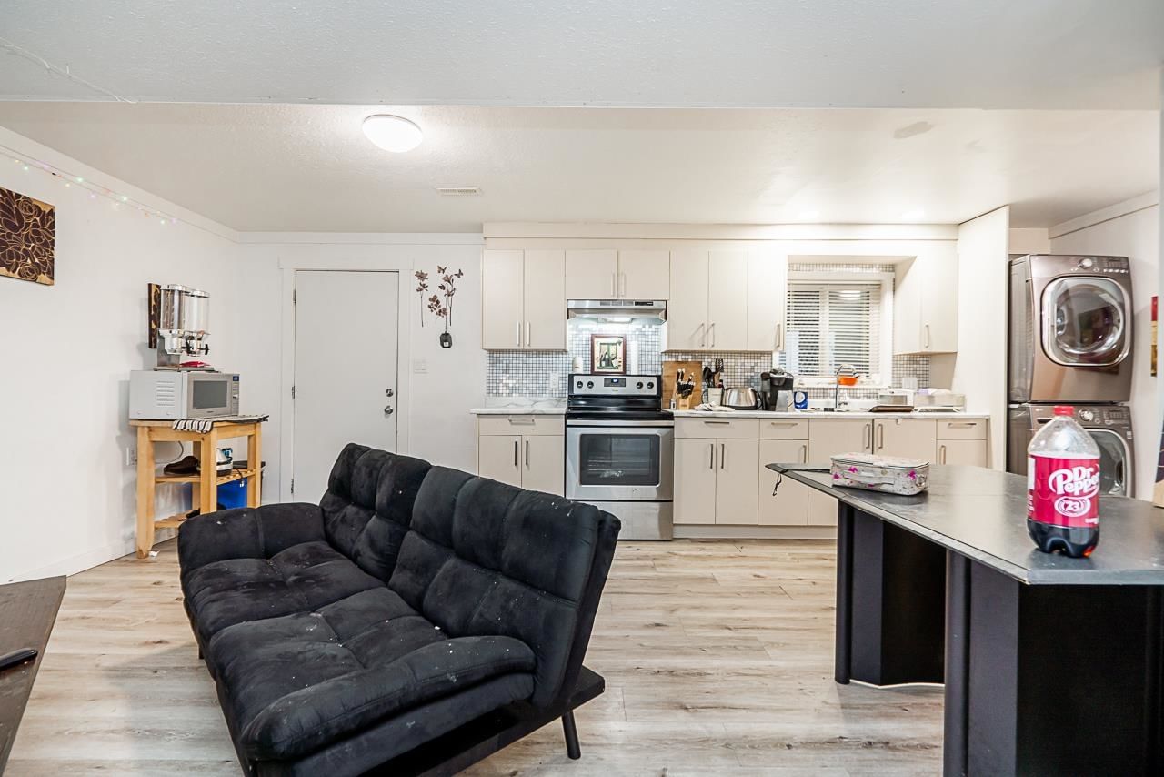 Listing Image 21