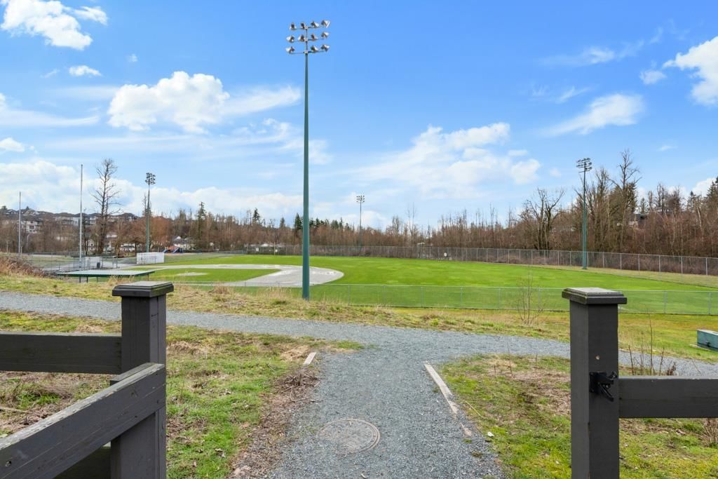 Listing Image 30