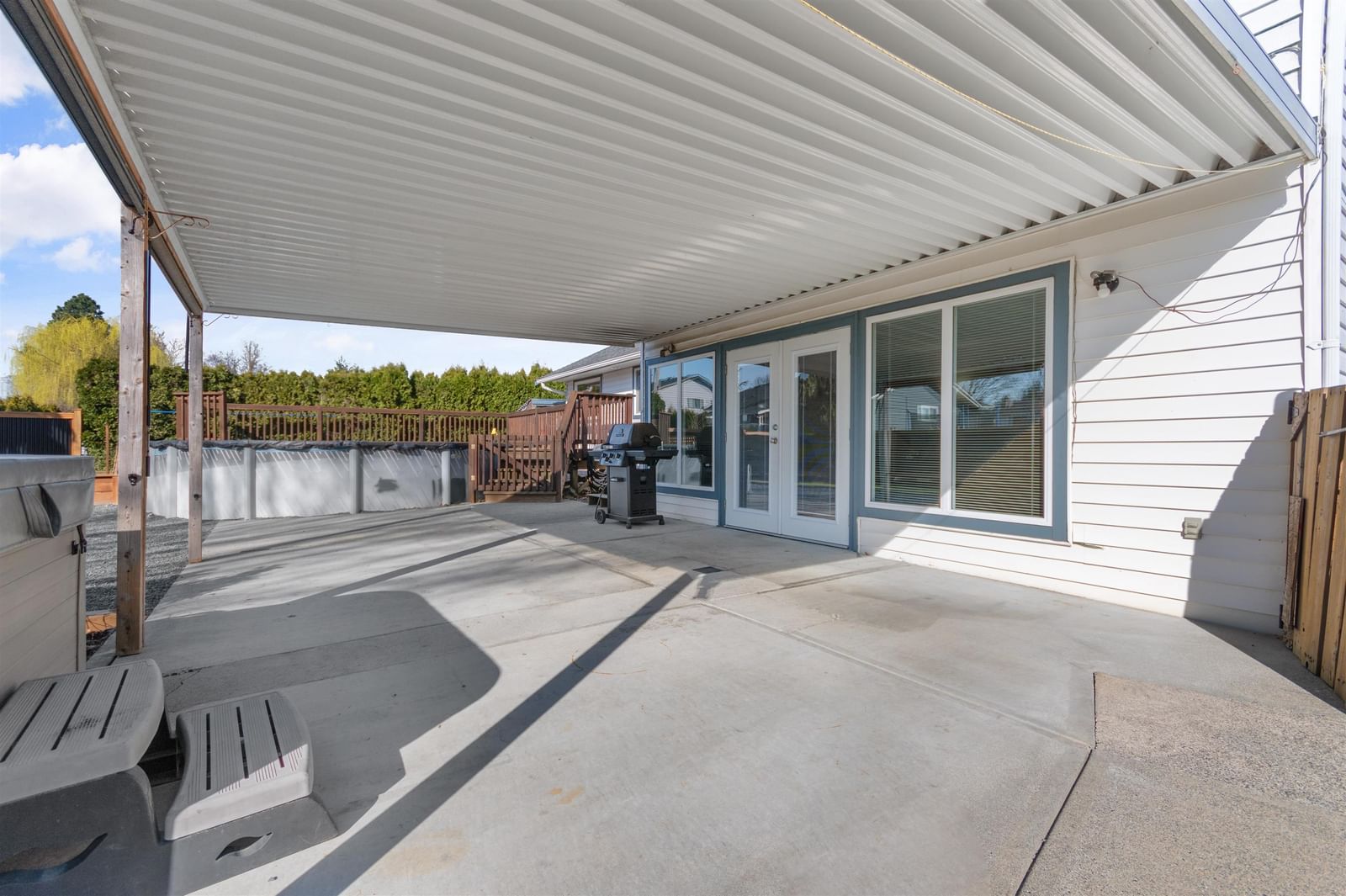 Listing Image 18