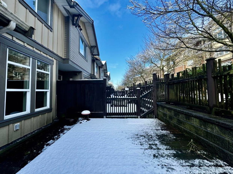 7 - 5881 Irmin Street, Burnaby, V5J 0C5 | Image 2