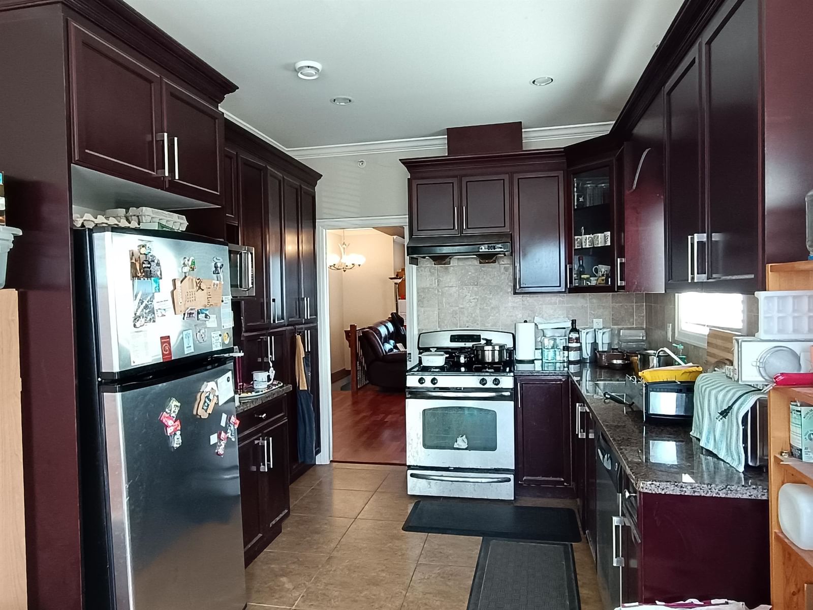 Listing Image 6