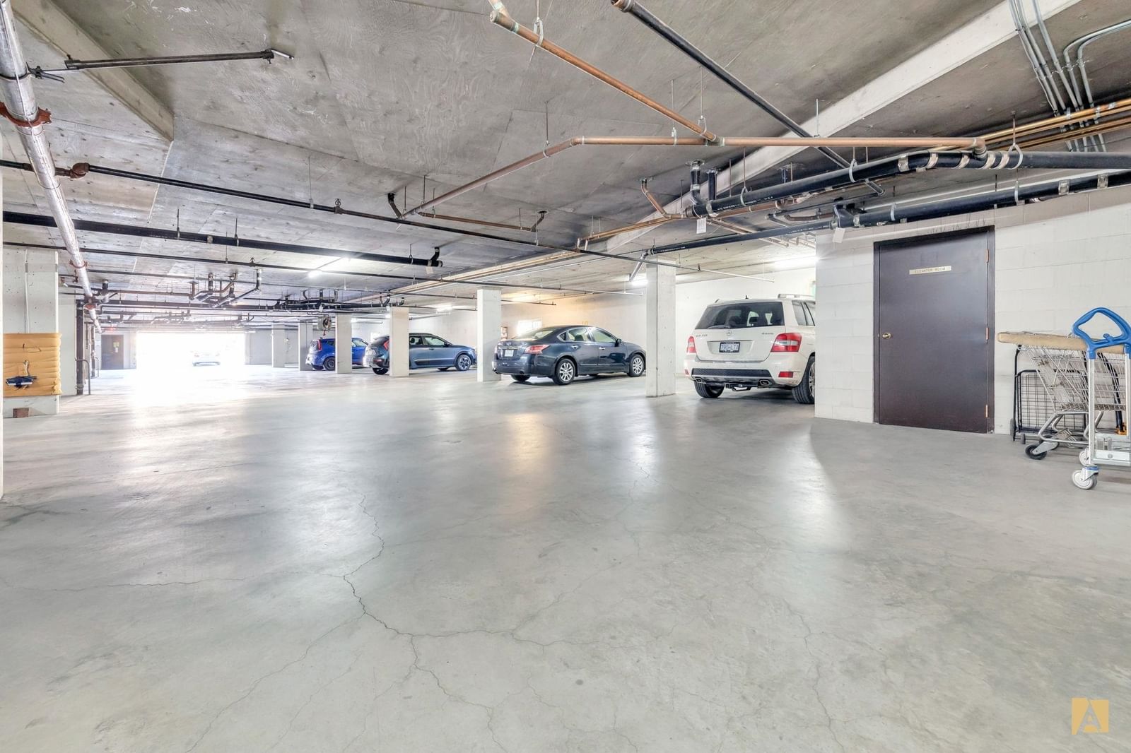 Listing Image 25