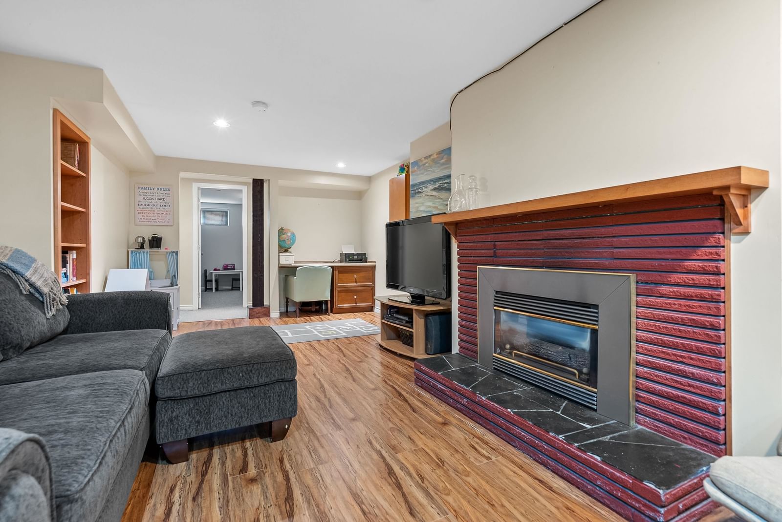 Listing Image 21