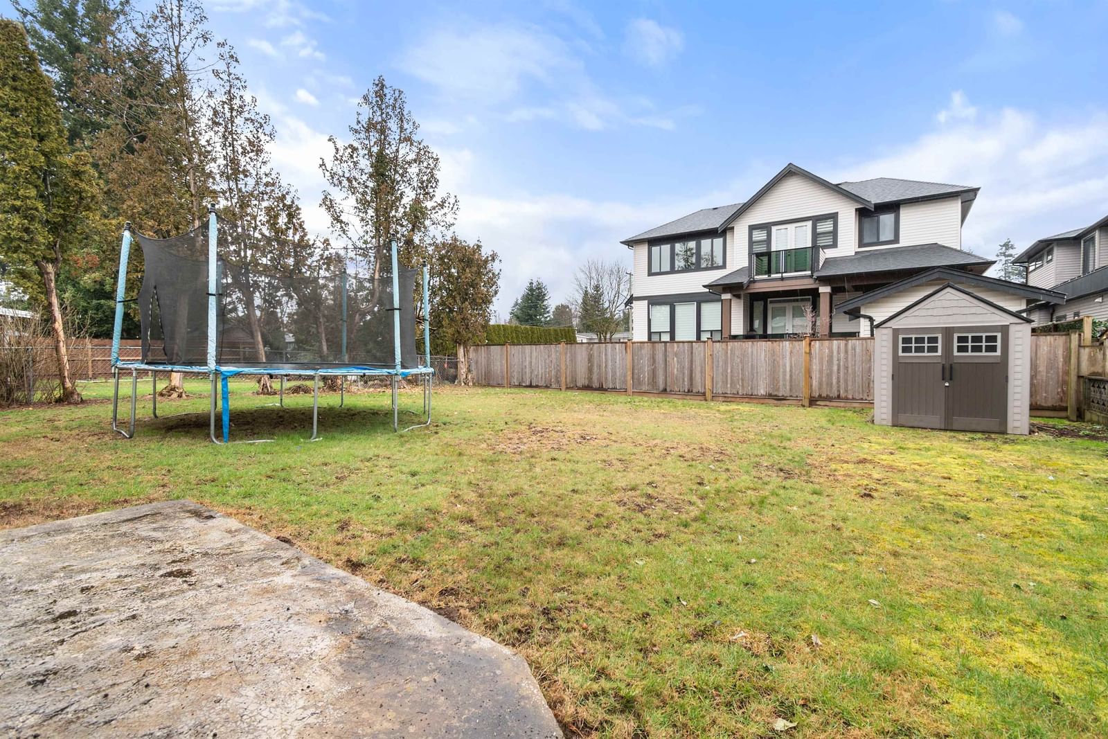 Listing Image 18