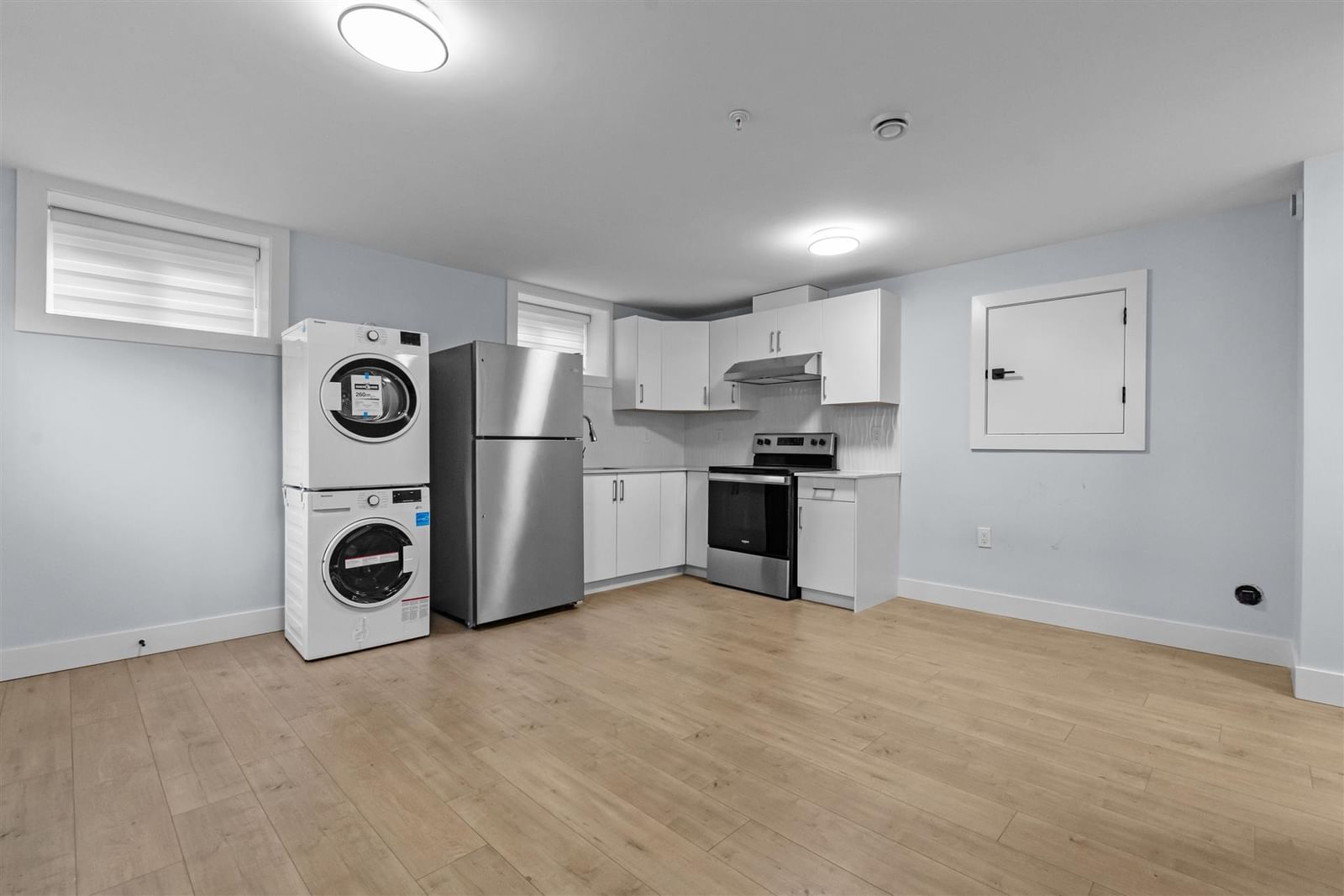Listing Image 20