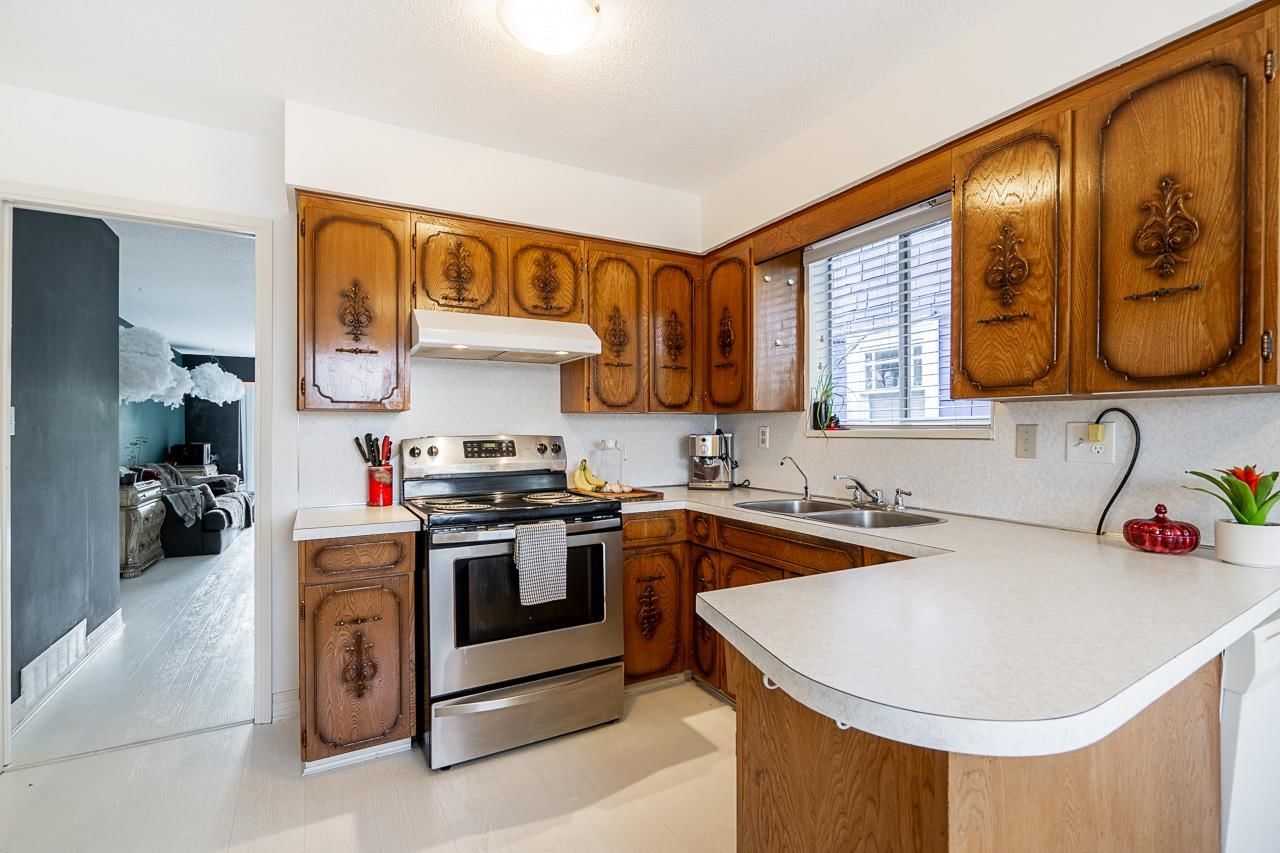 Listing Image 11