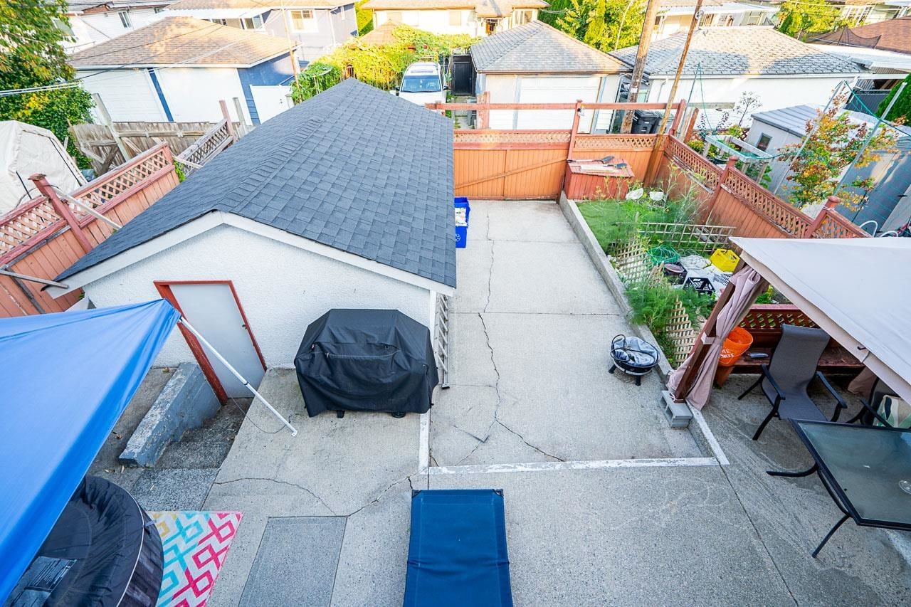 Listing Image 16