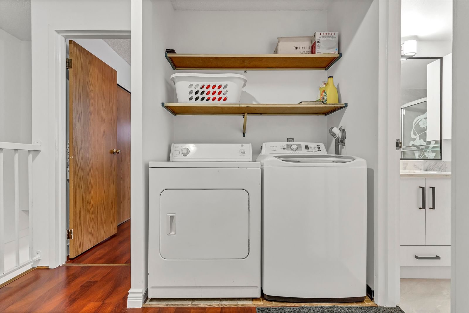 Listing Image 20