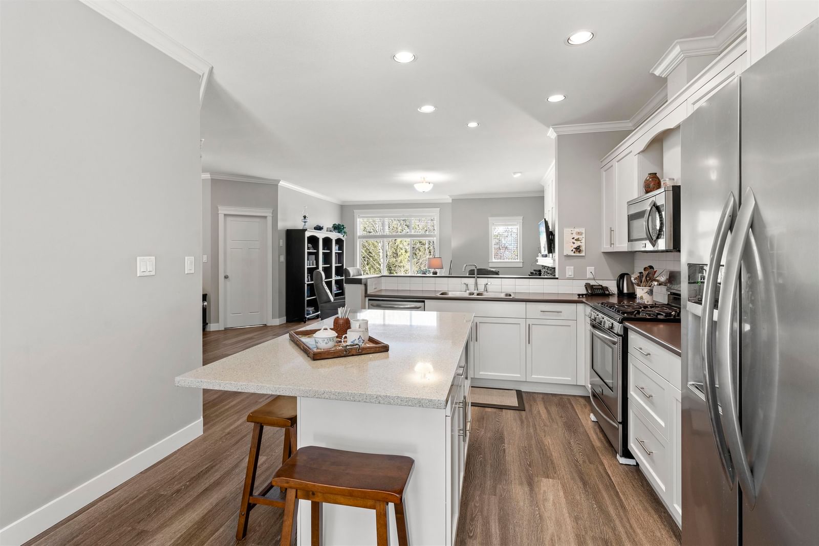 Listing Image 15