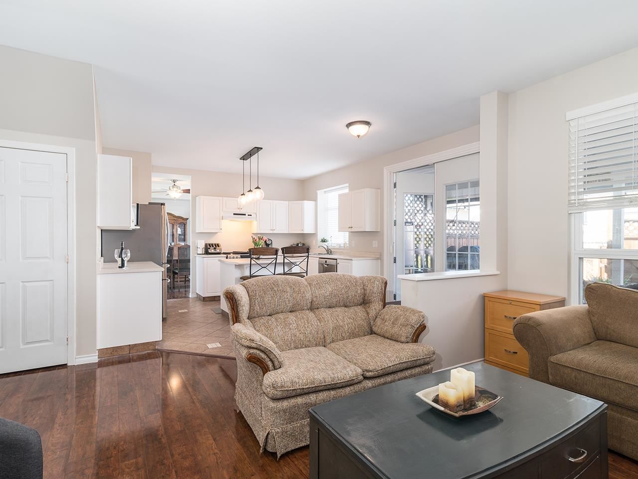 Listing Image 10