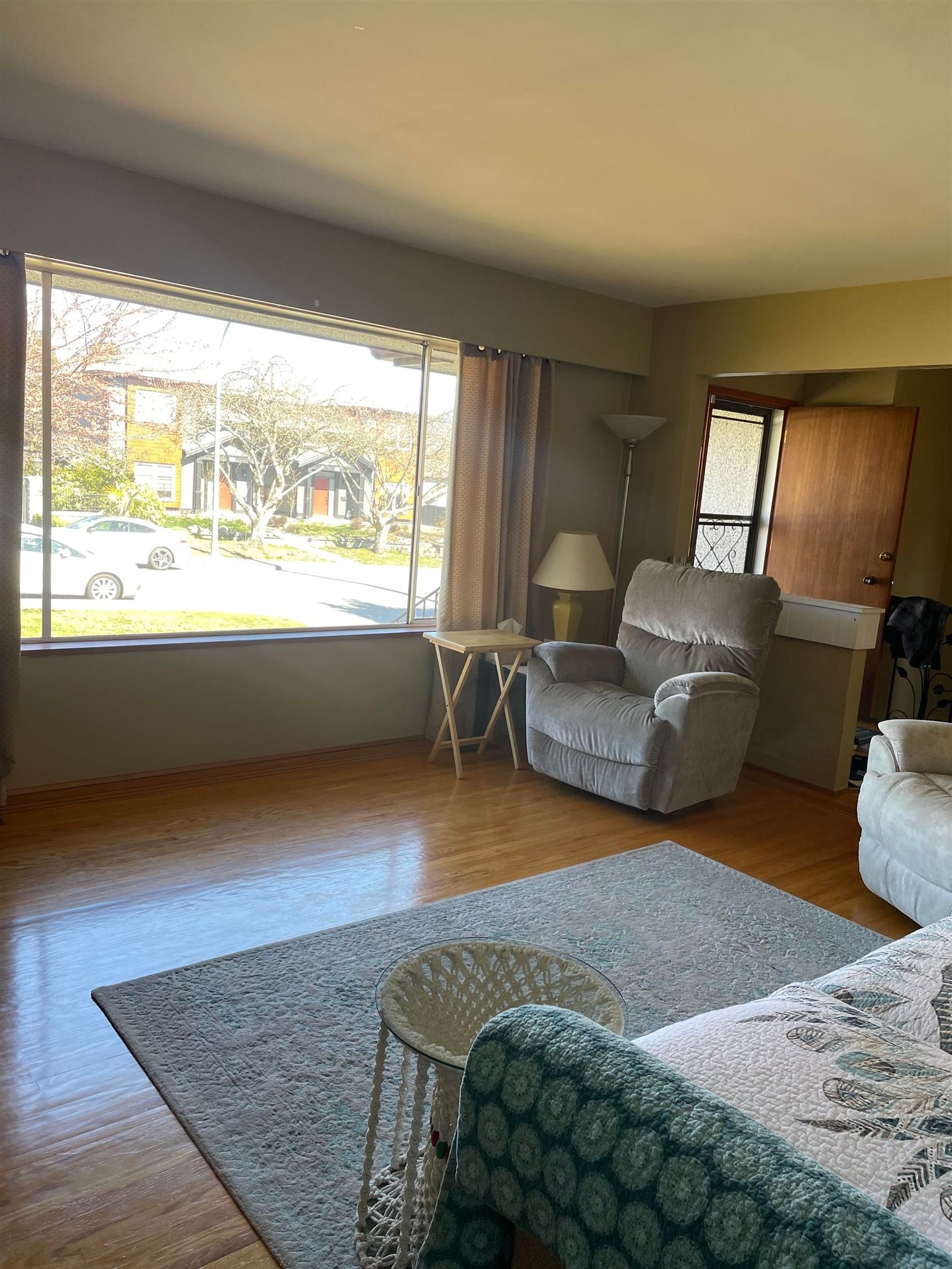 Listing Image 17
