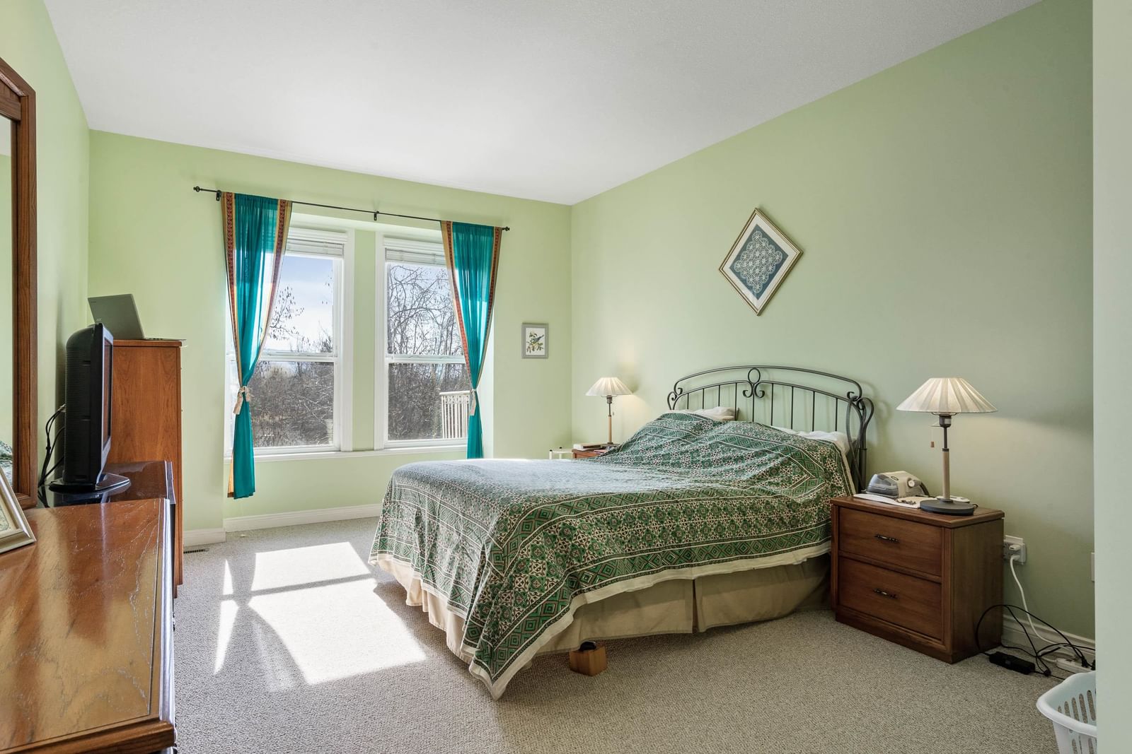 Listing Image 19