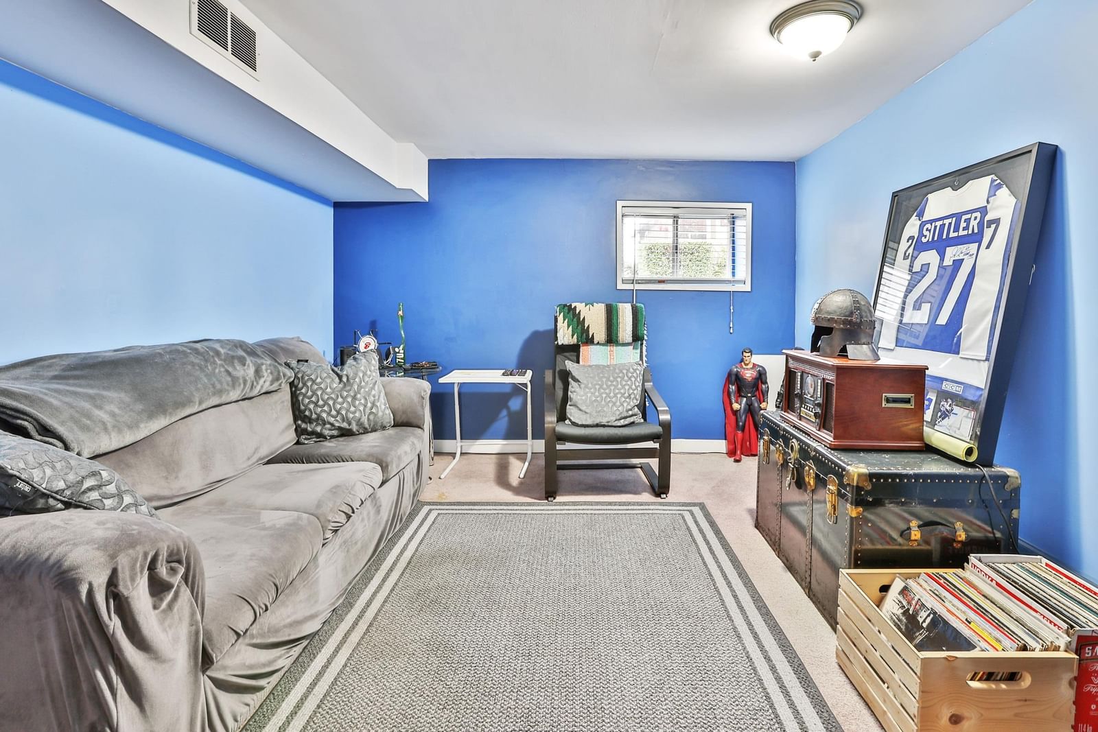 Listing Image 17